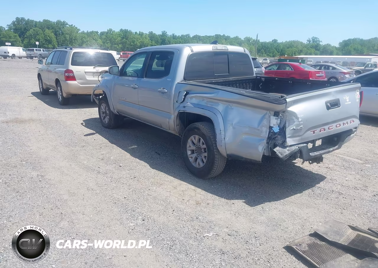 2018 Toyota Tacoma Sr5 V6 VIN:3TMCZ5AN2JM125087 - 3