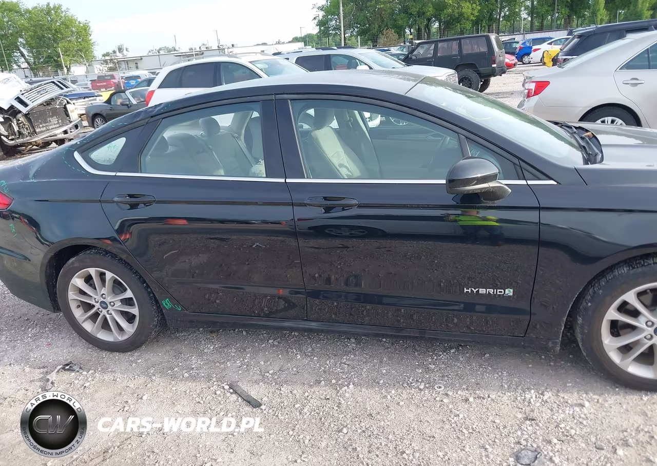 2019 FORD FUSION SE VIN:3FA6P0LU1KR183955 - 13