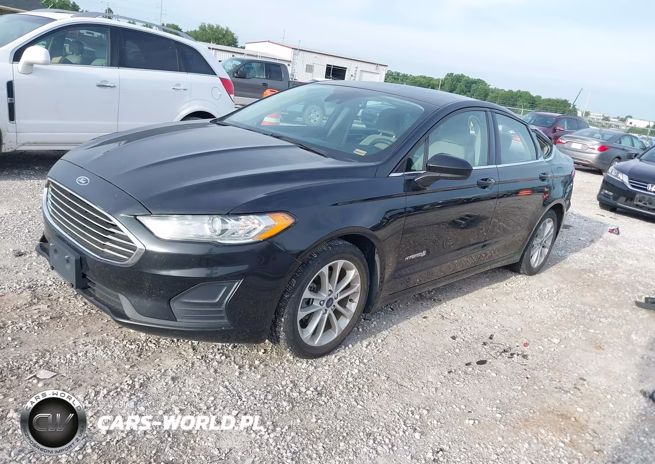 2019 FORD FUSION SE VIN:3FA6P0LU1KR183955 - 2