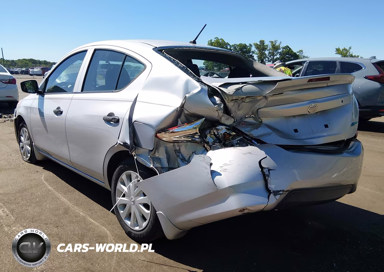 2016 Nissan Versa 1.6 S+ VIN:3N1CN7AP4GL882762 - 3