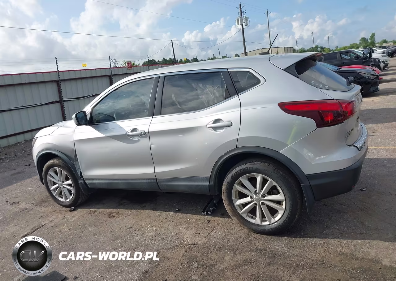 2018 Nissan Rogue Sport S VIN:JN1BJ1CPXJW188354 - 14