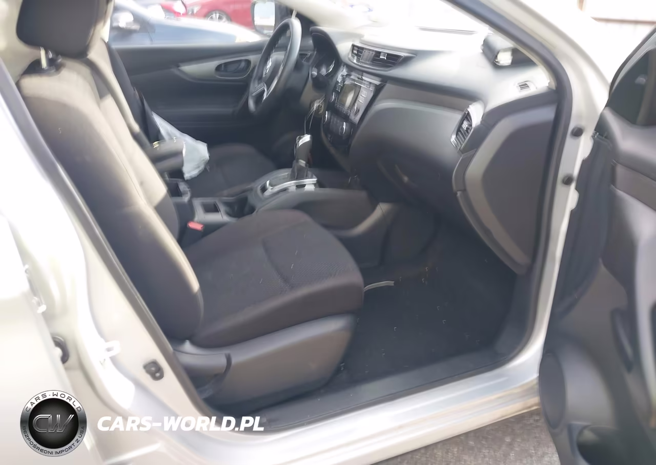 2018 Nissan Rogue Sport S VIN:JN1BJ1CPXJW188354 - 5