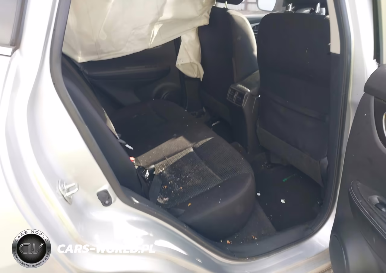 2018 Nissan Rogue Sport S VIN:JN1BJ1CPXJW188354 - 8
