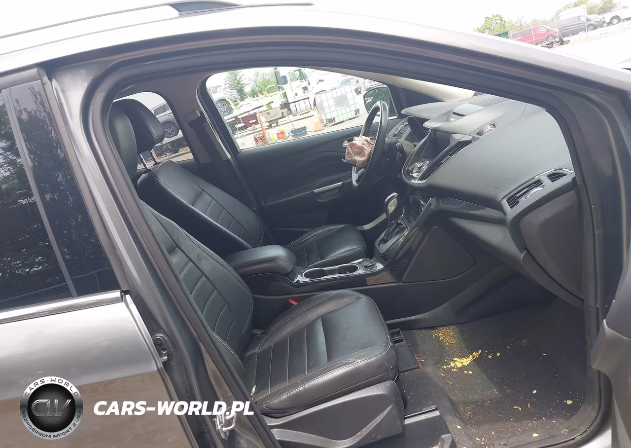 2014 Ford Escape Titanium VIN:1FMCU9J9XEUD07528 - 5