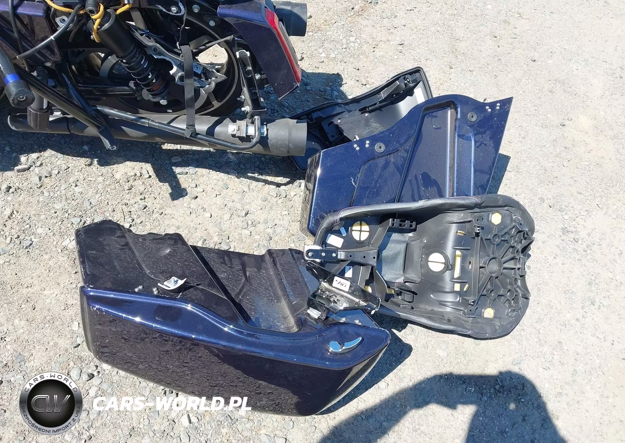 2025 Harley-Davidson Flhx VIN:1HD1KB719SB604984 - 11
