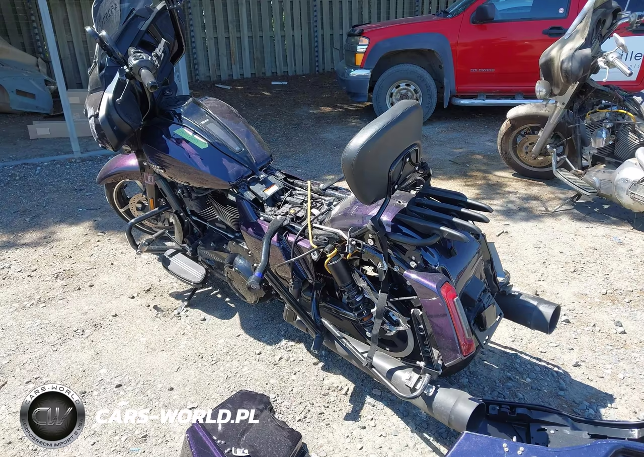 2025 Harley-Davidson Flhx VIN:1HD1KB719SB604984 - 3