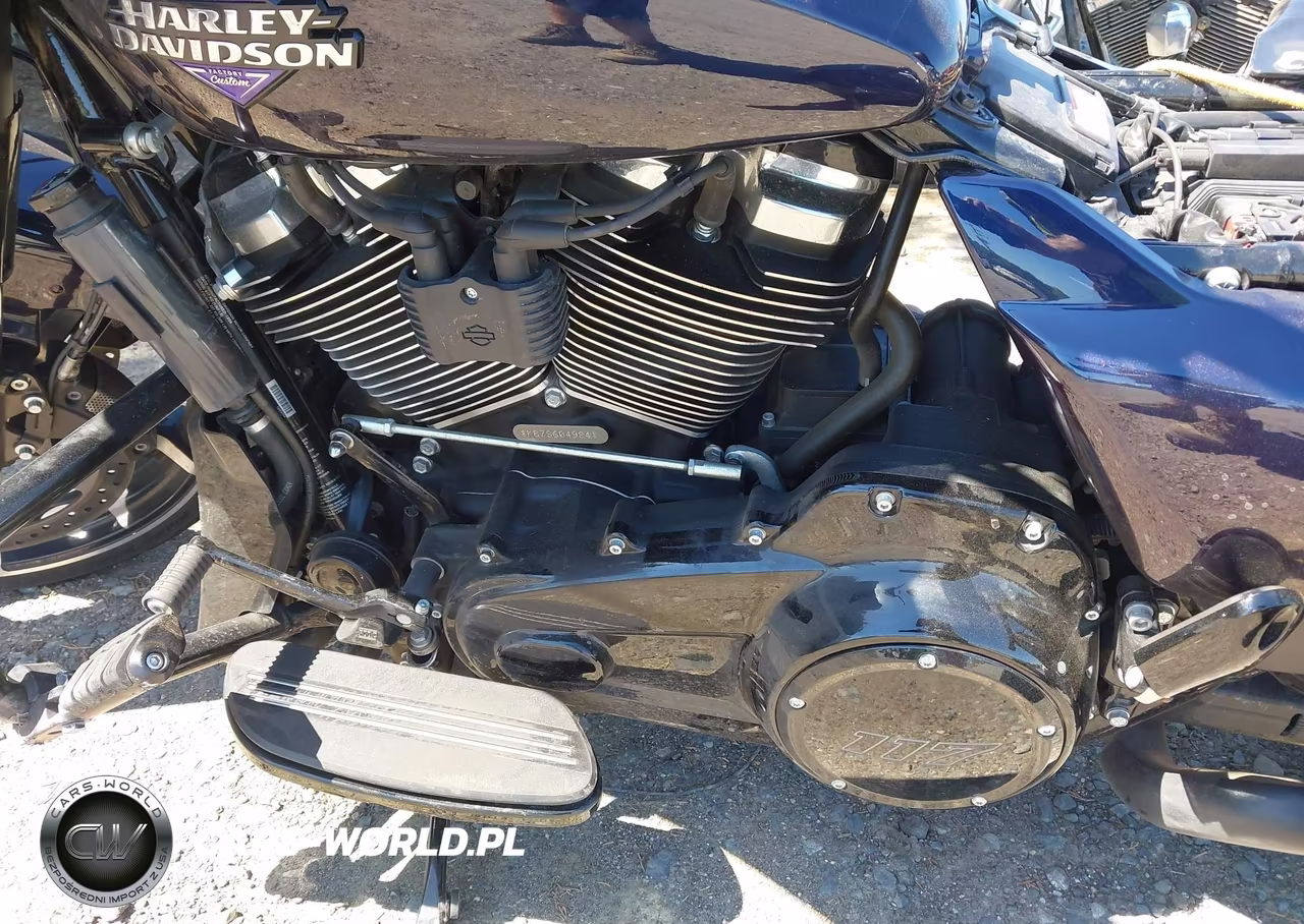 2025 Harley-Davidson Flhx VIN:1HD1KB719SB604984 - 9