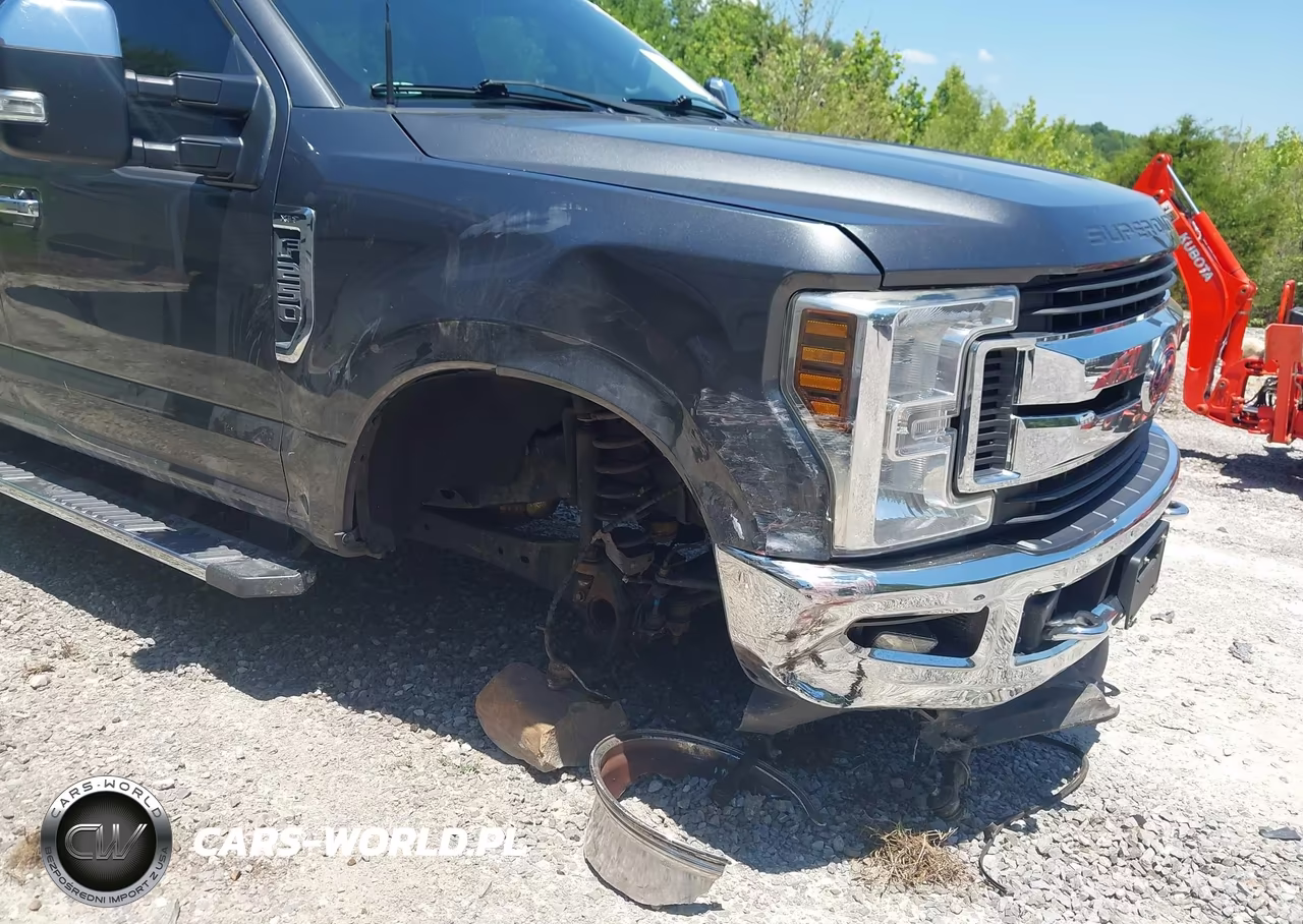 2018 Ford F-250 Xlt VIN:1FT7W2B61JEB87327 - 11