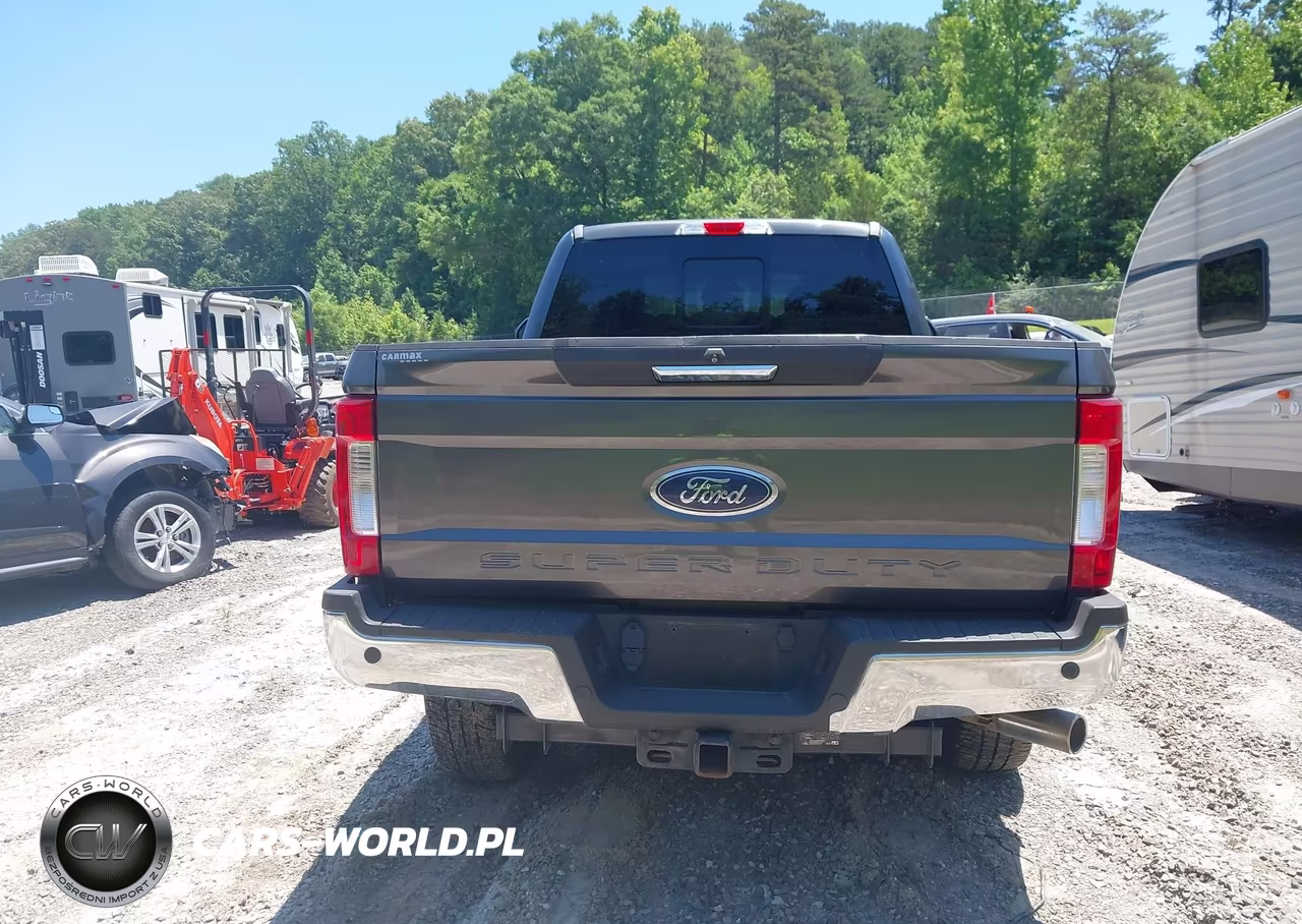 2018 Ford F-250 Xlt VIN:1FT7W2B61JEB87327 - 15