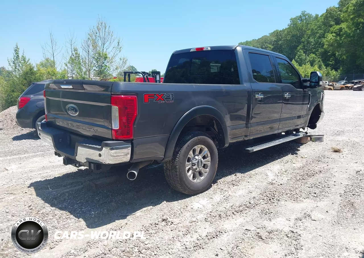 2018 Ford F-250 Xlt VIN:1FT7W2B61JEB87327 - 4
