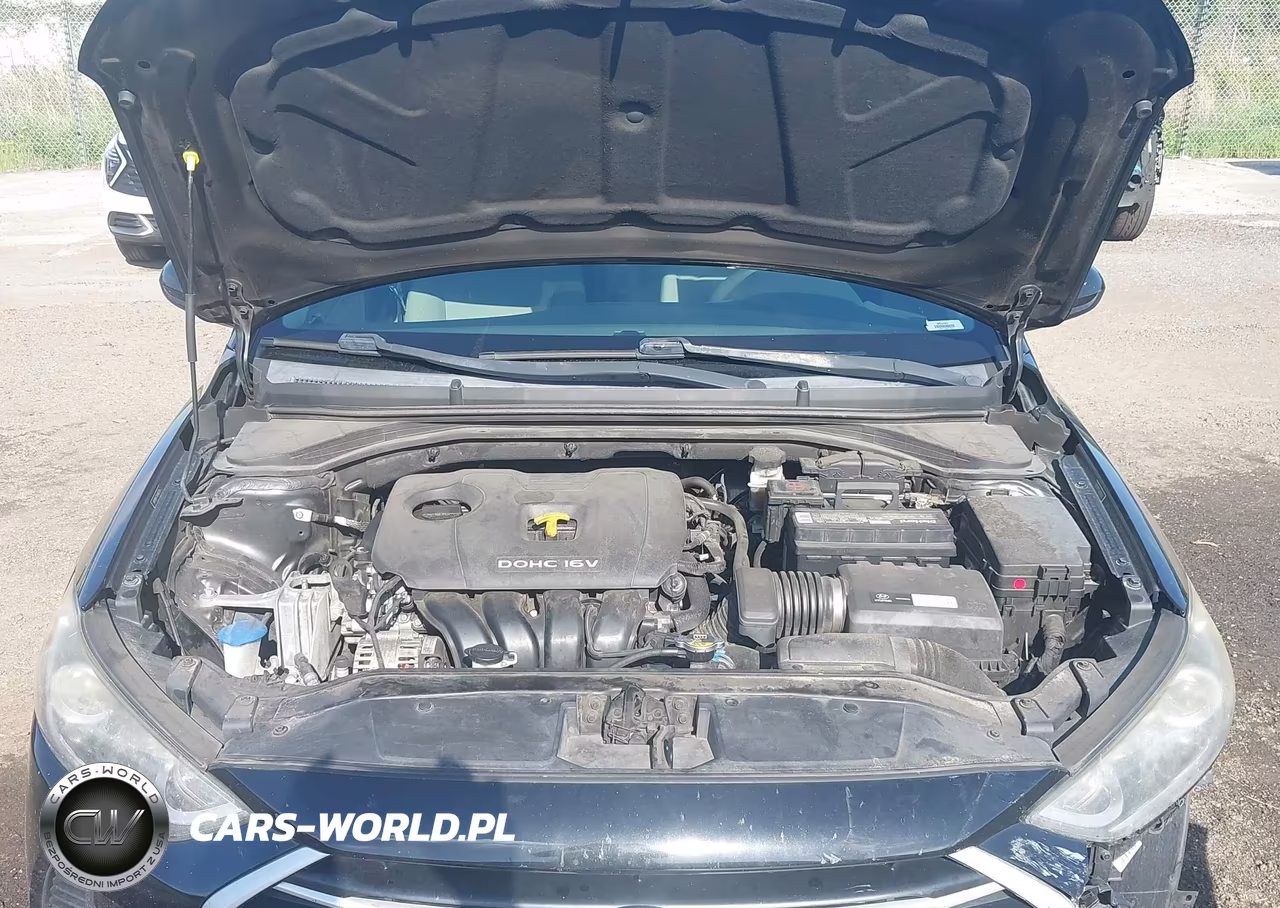 2018 Hyundai Elantra Sel VIN:5NPD84LF7JH366270 - 10