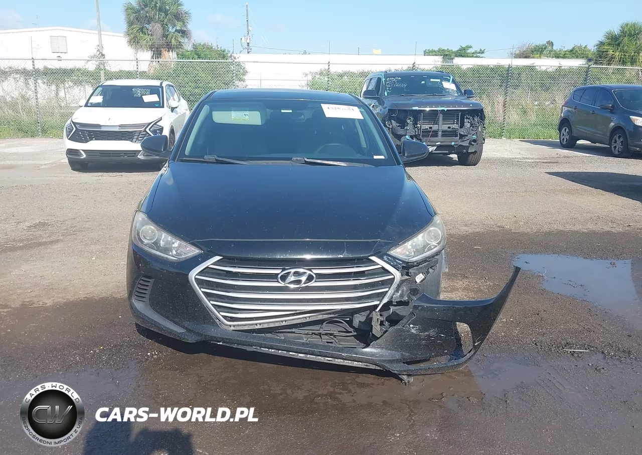 2018 Hyundai Elantra Sel VIN:5NPD84LF7JH366270 - 12