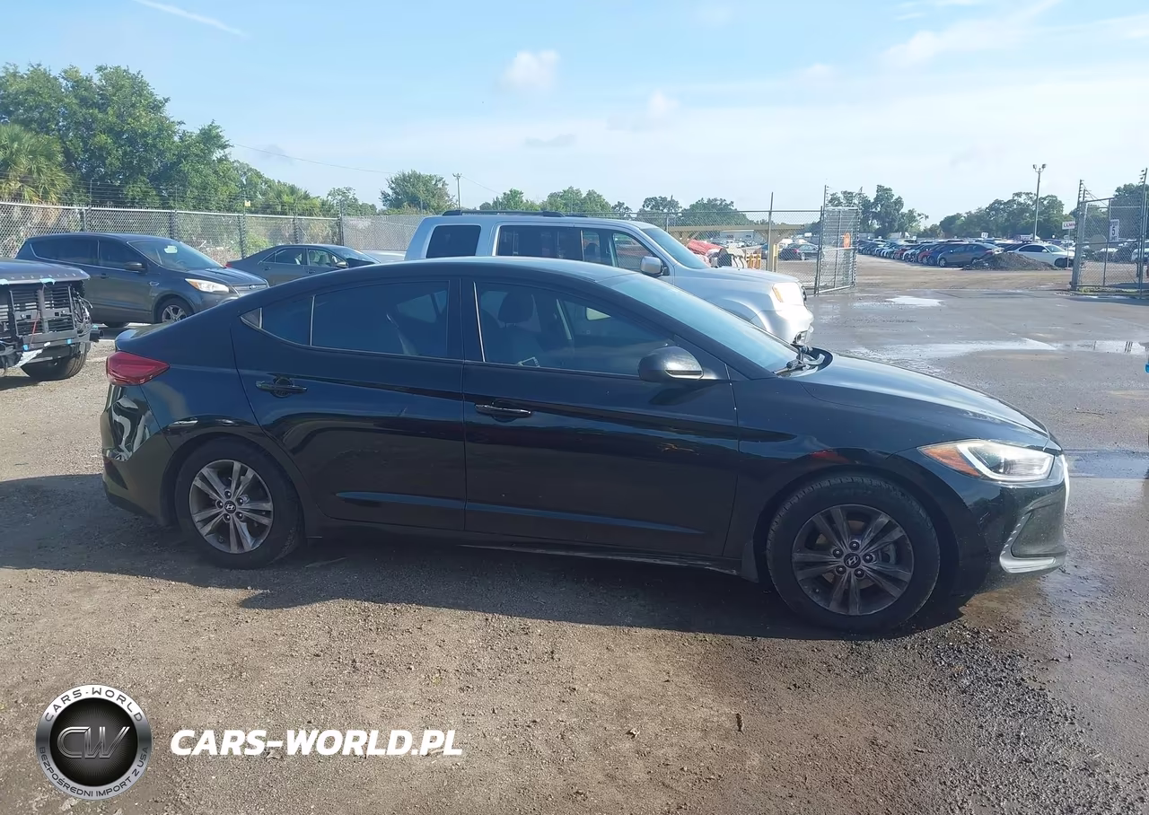 2018 Hyundai Elantra Sel VIN:5NPD84LF7JH366270 - 13
