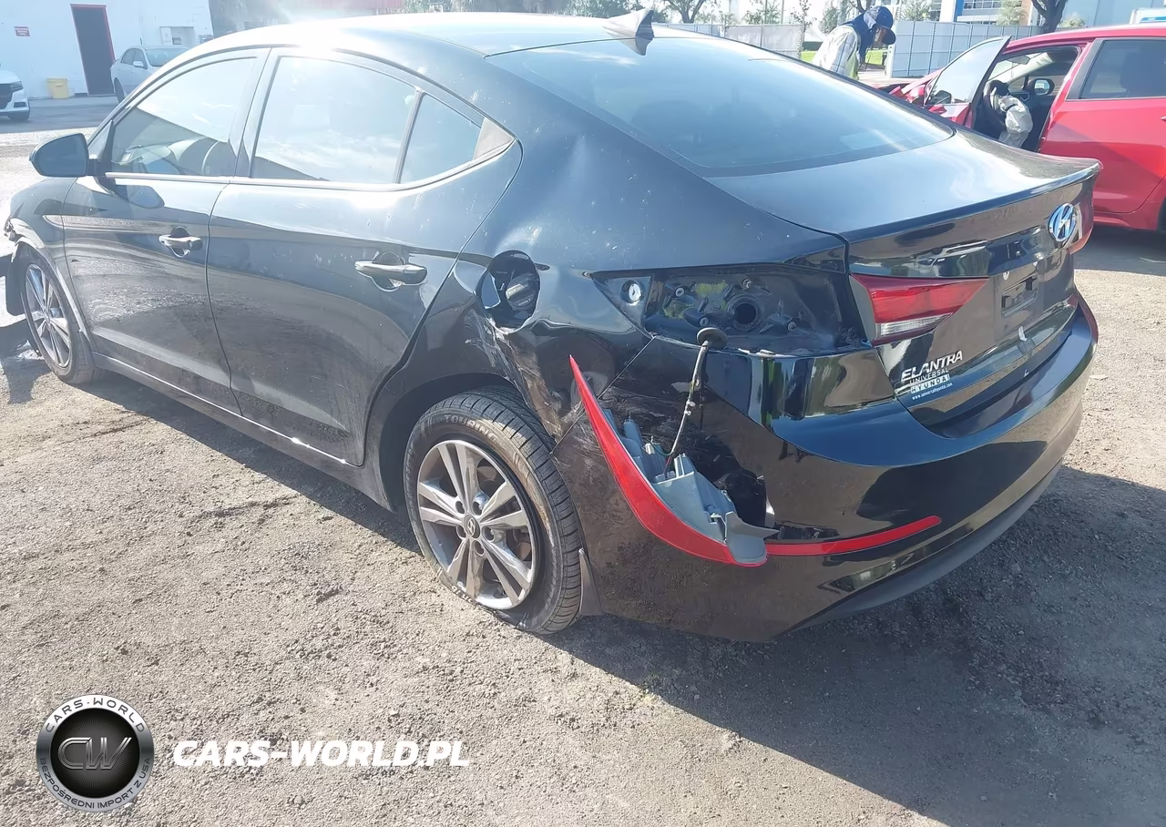 2018 Hyundai Elantra Sel VIN:5NPD84LF7JH366270 - 17