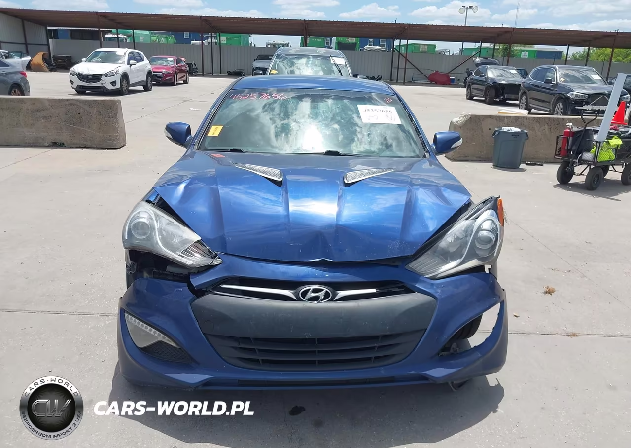 2015 Hyundai Genesis 3.8 R-Spec VIN:KMHHU6KJ1FU127675 - 12