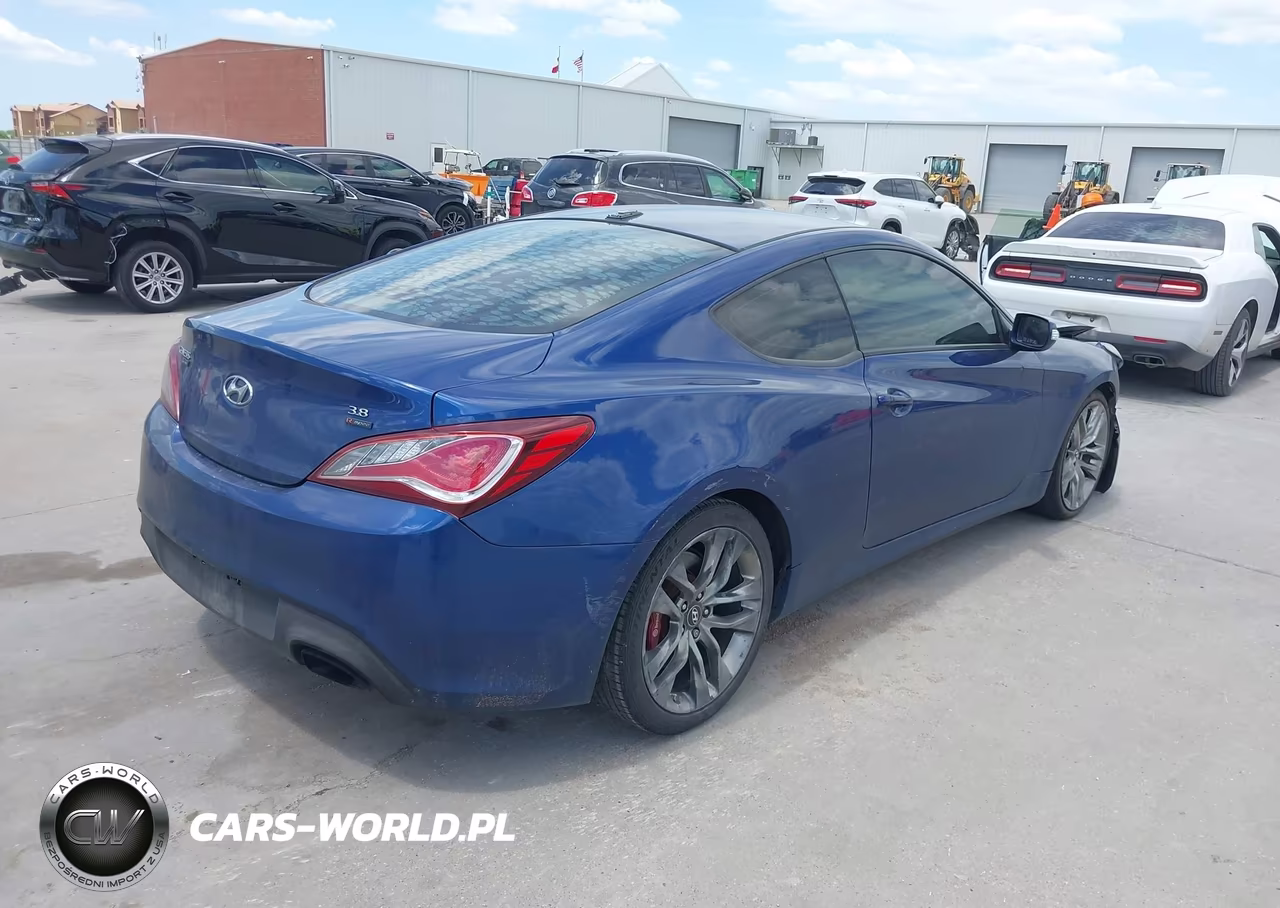 2015 Hyundai Genesis 3.8 R-Spec VIN:KMHHU6KJ1FU127675 - 4