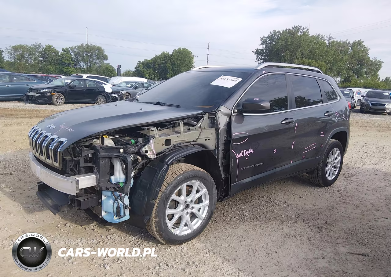 2016 Jeep Cherokee Latitude VIN:1C4PJMCS8GW328399 - 2