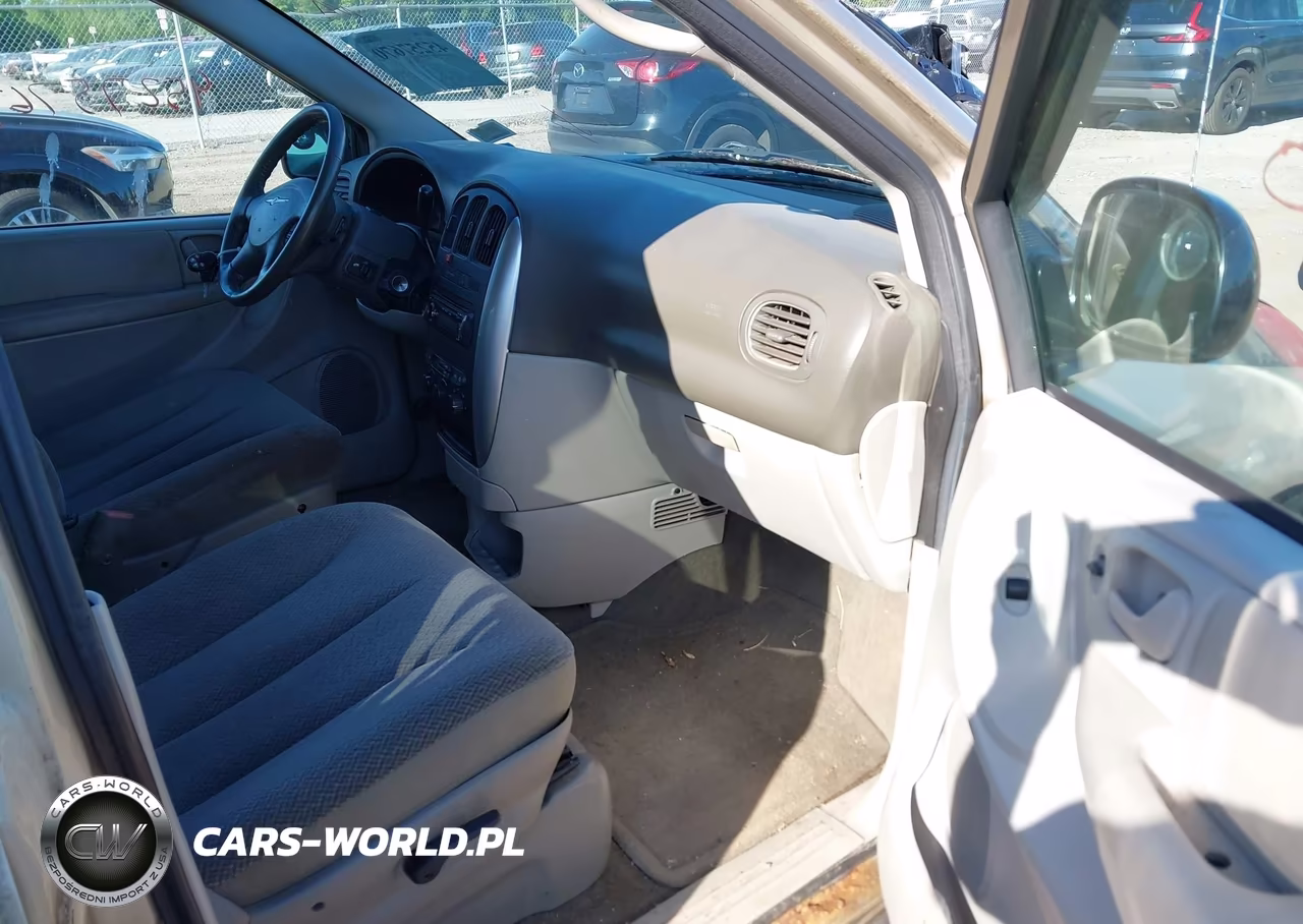 2006 Chrysler Town & Country Touring VIN:2A4GP54L56R775009 - 5