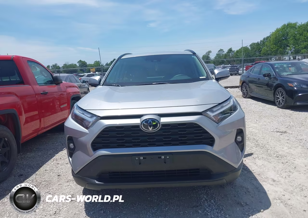 2025 Toyota Rav4 Xle Premium VIN:2T3A1RFV0SW524823 - 12