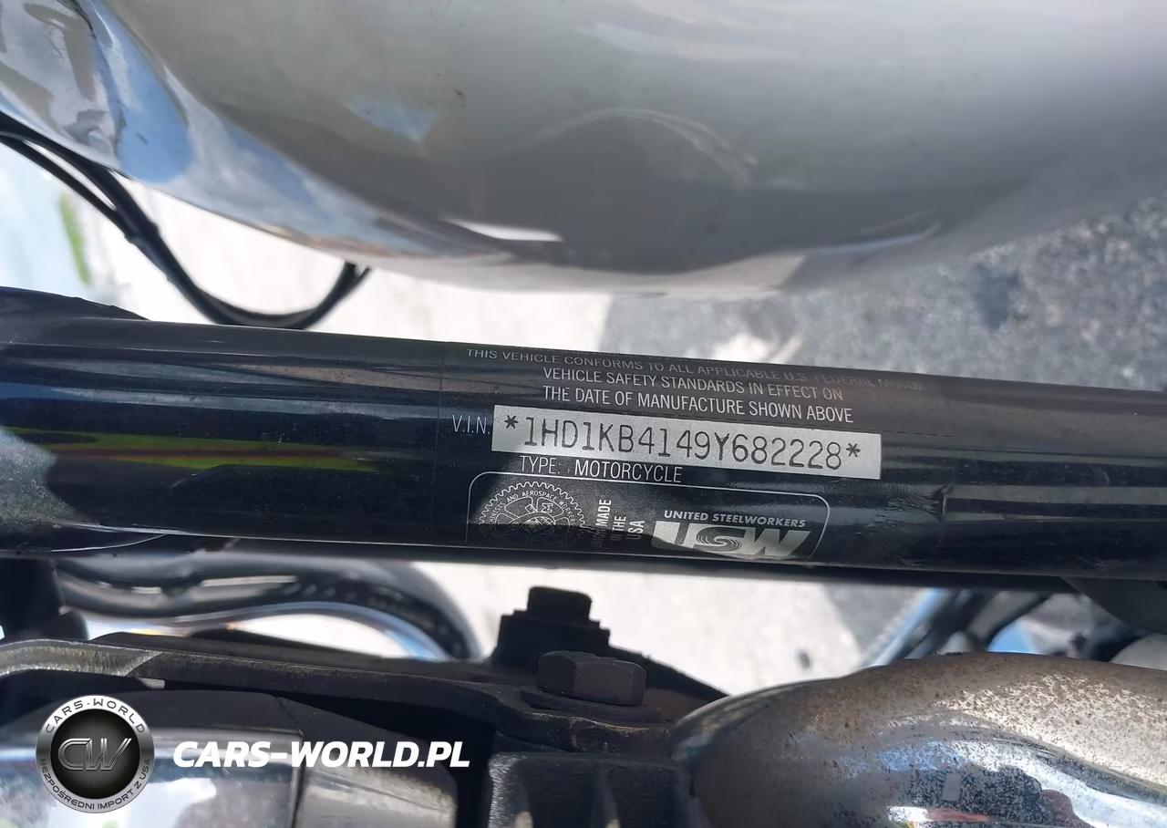 2009 Harley-Davidson Flhx VIN:1HD1KB4149Y682228 - 10