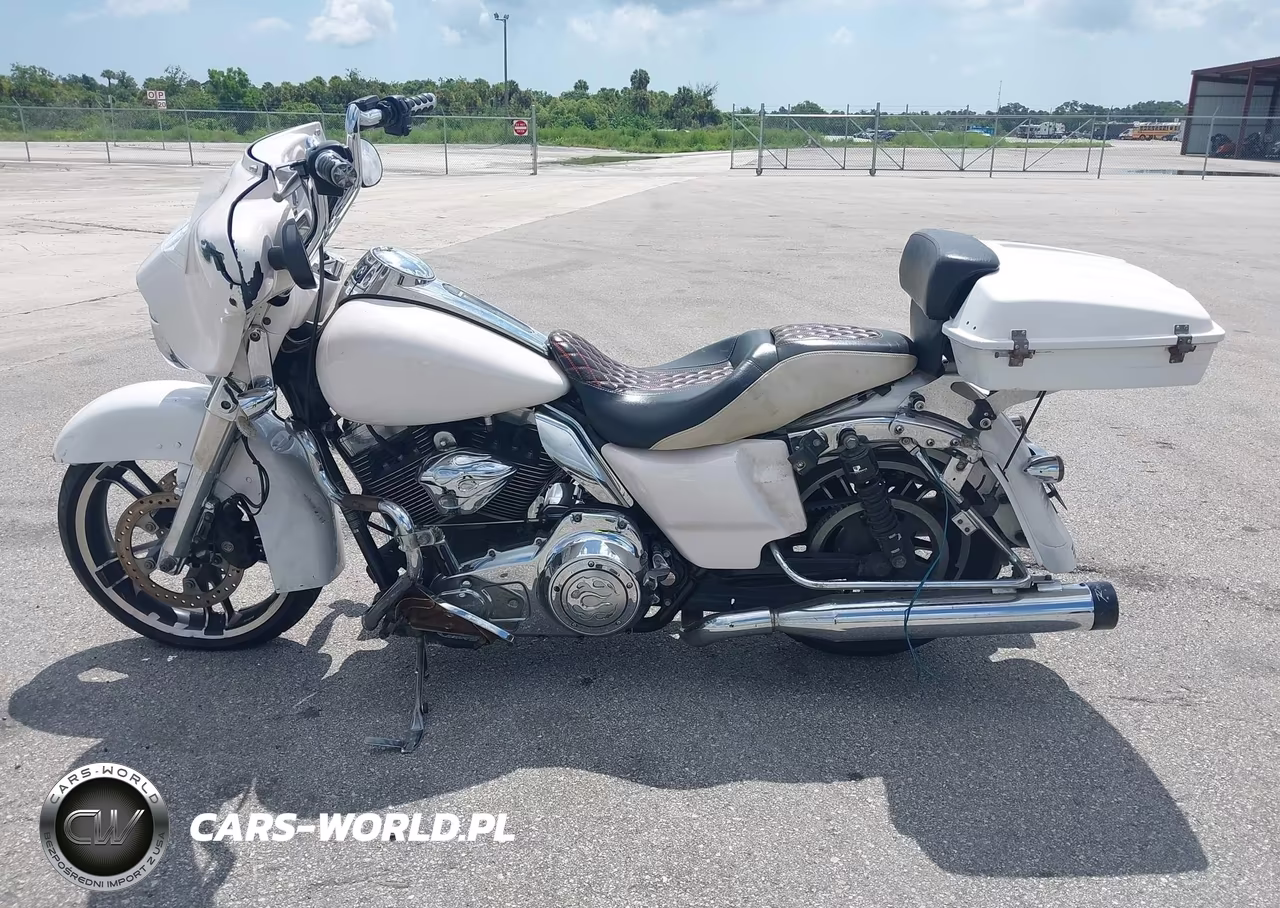 2009 Harley-Davidson Flhx VIN:1HD1KB4149Y682228 - 14