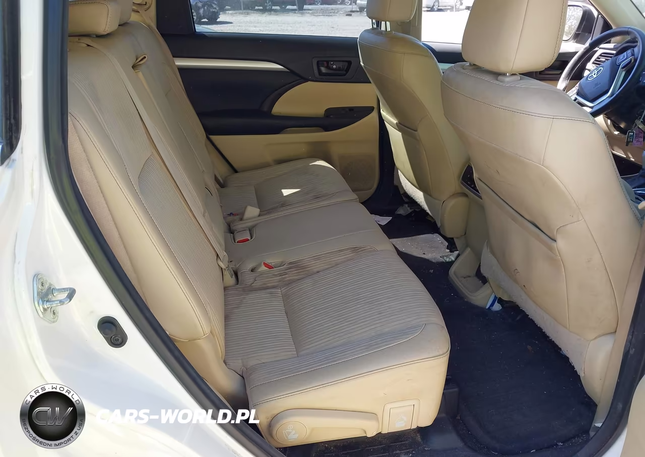 2015 Toyota Highlander Le Plus V6 VIN:5TDBKRFH9FS145631 - 8