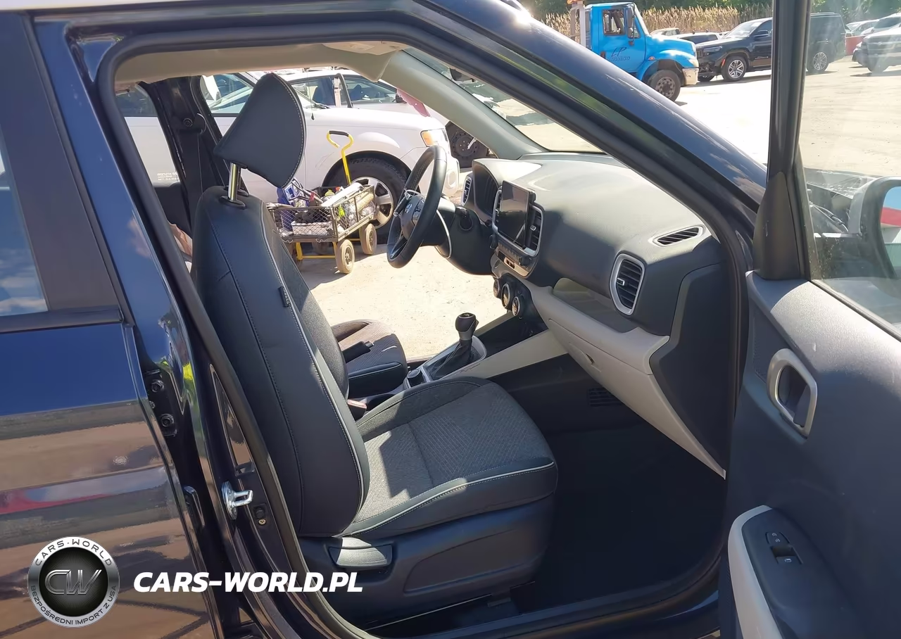 2023 Hyundai Venue Limited VIN:KMHRC8A32PU277351 - 5