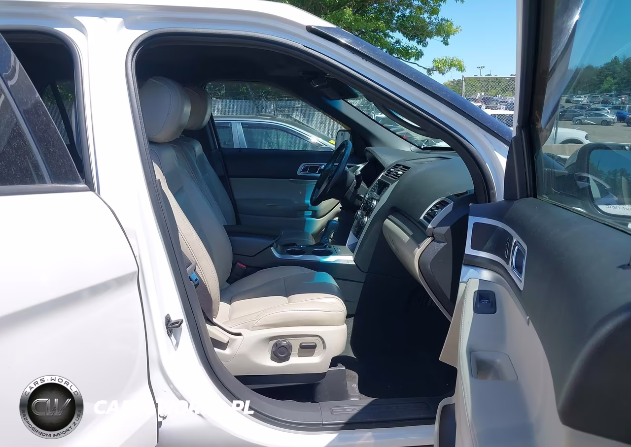 2012 Ford Explorer Xlt VIN:1FMHK7D82CGA63372 - 5