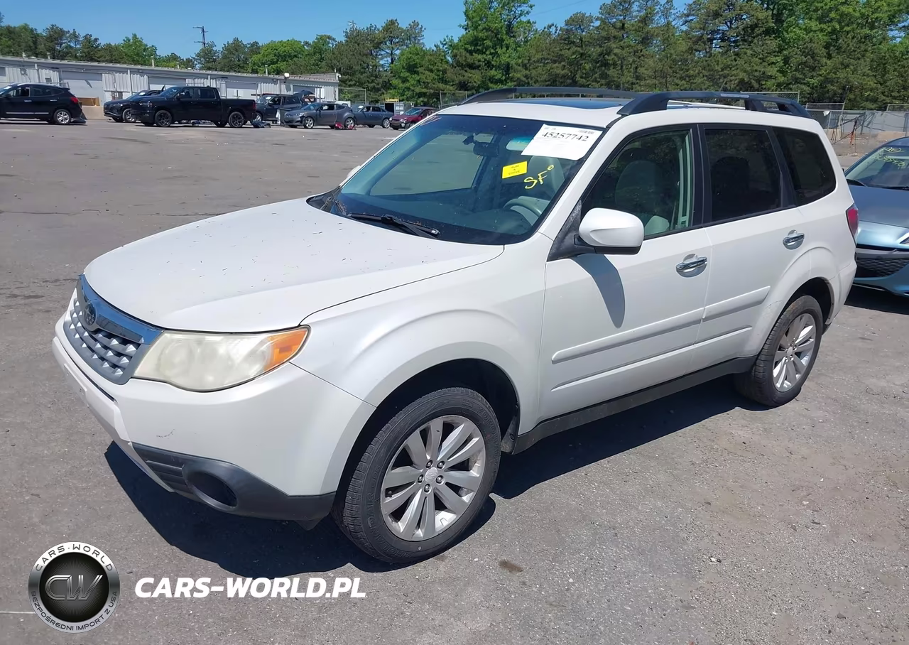 2011 Subaru Forester 2.5X Premium VIN:JF2SHADC2BH745141 - 2