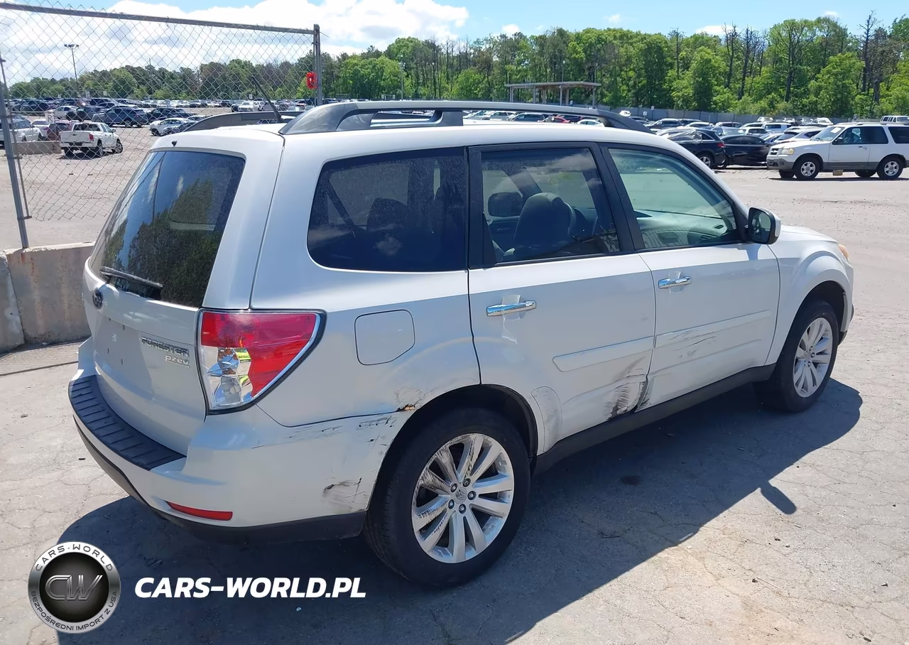 2011 Subaru Forester 2.5X Premium VIN:JF2SHADC2BH745141 - 4