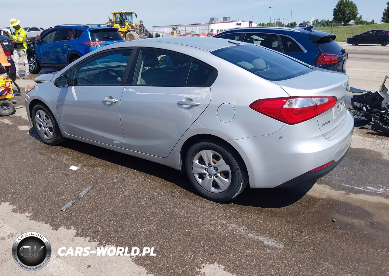 2016 Kia Forte Lx VIN:KNAFK4A68G5523971 - 3