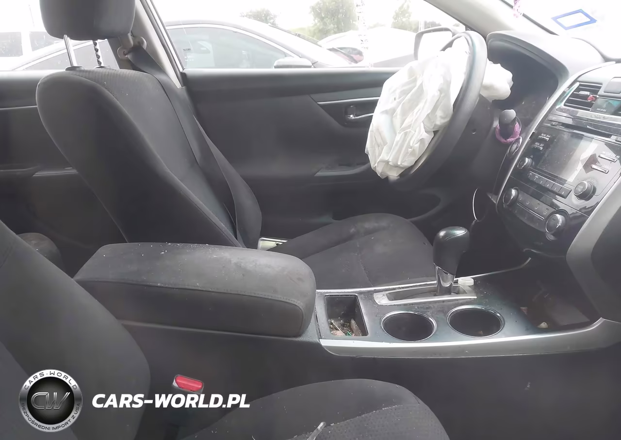 2015 Nissan Altima 2.5 S VIN:1N4AL3AP7FN351479 - 5