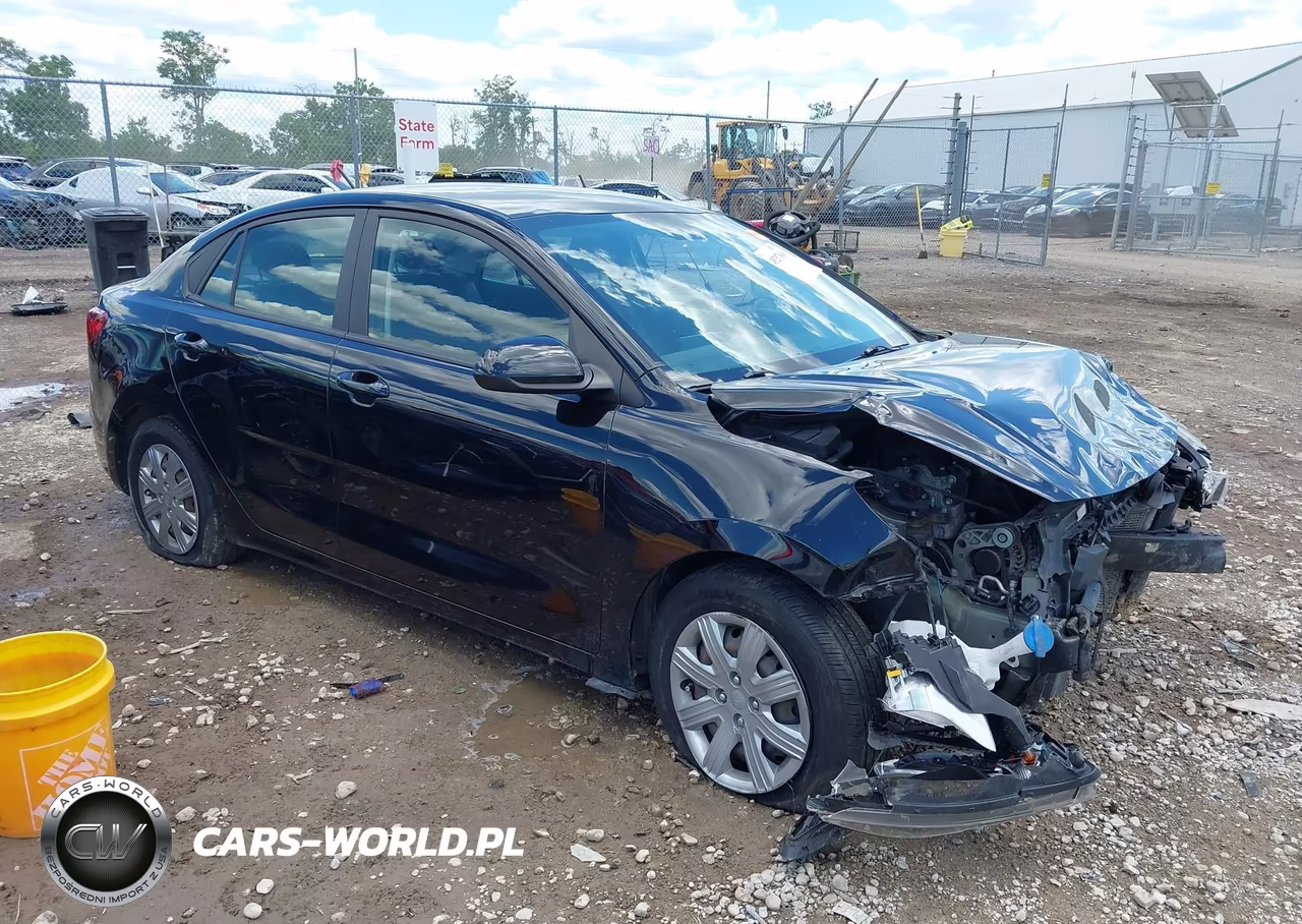 2021 Kia Rio S – zdjęcie 1 z 17