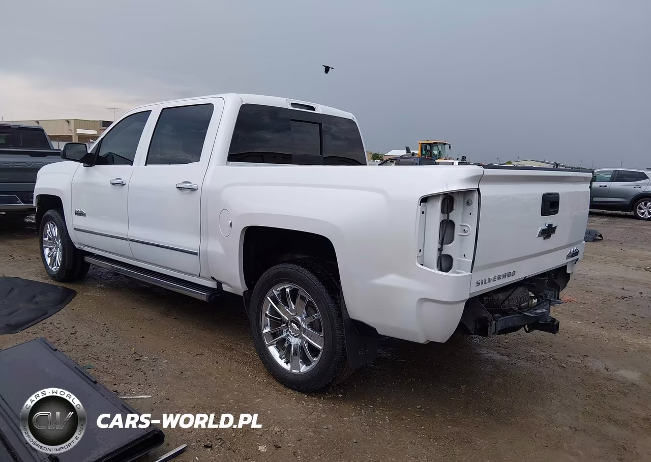 2018 Chevrolet Silverado 1500 High Country VIN:3GCUKTEJ8JG145105 - 3