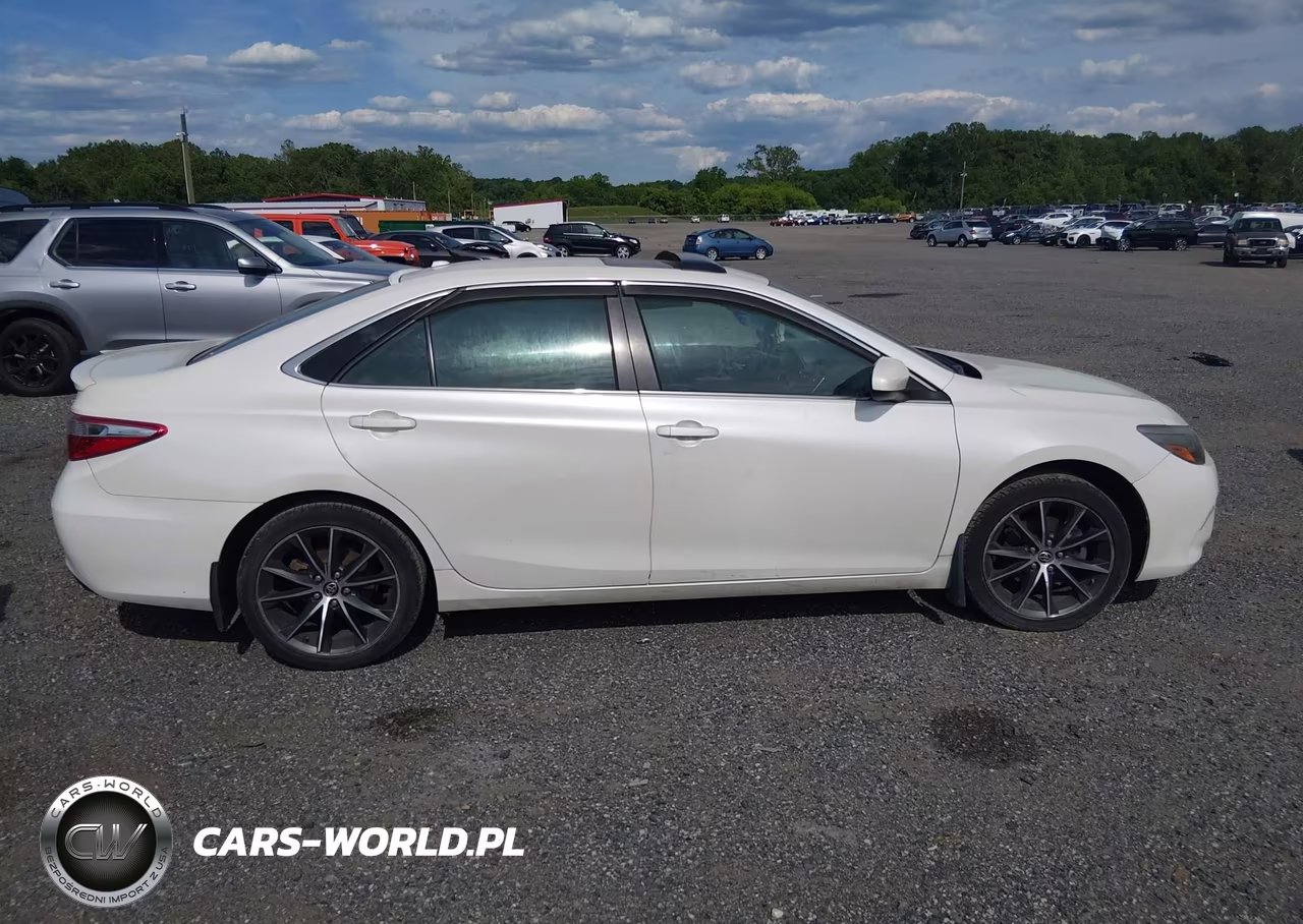 2015 Toyota Camry Xse V6 VIN:4T1BK1FK6FU556795 - 13