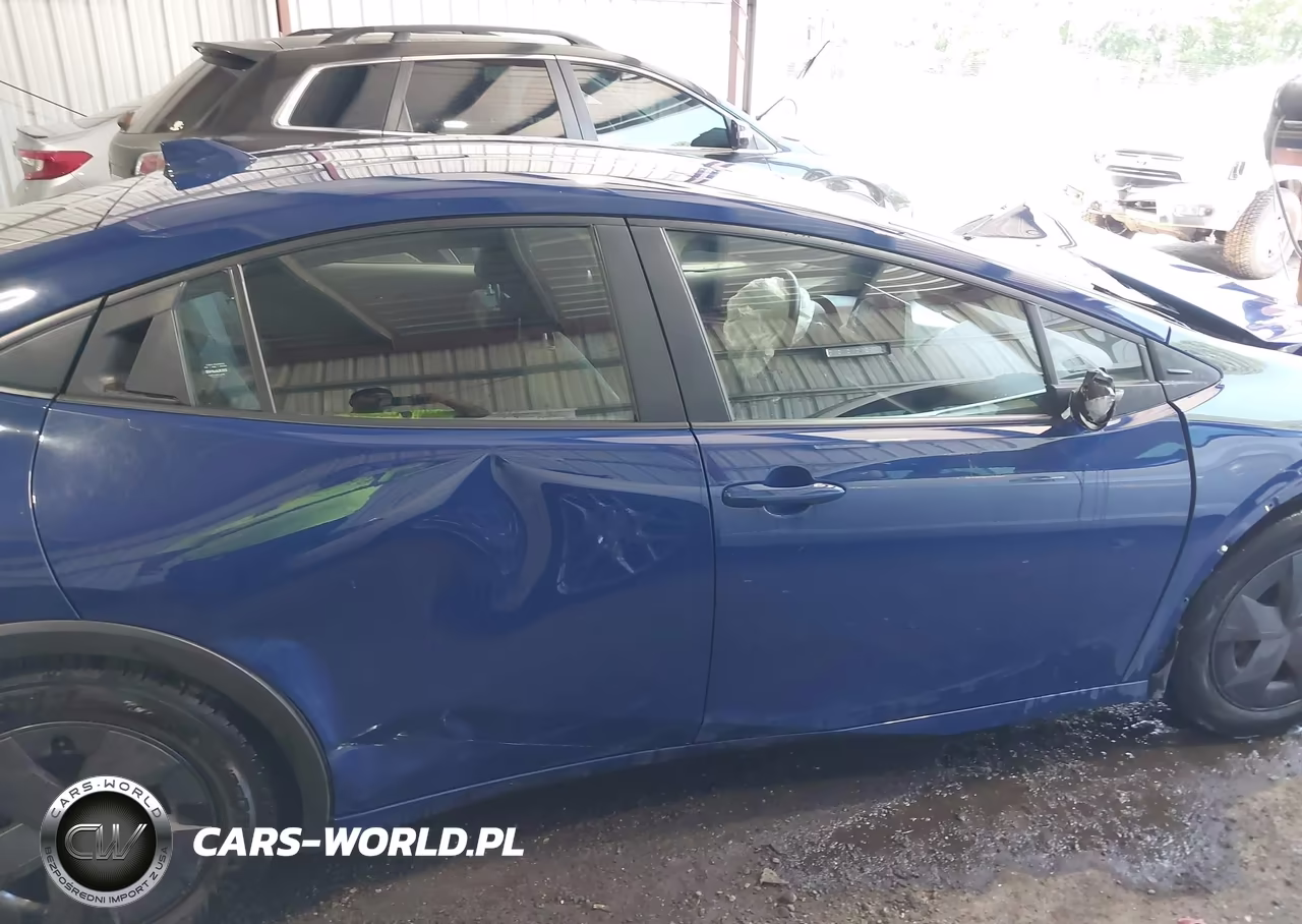 2024 Toyota Prius Le VIN:JTDACAAU4R3024901 - 14