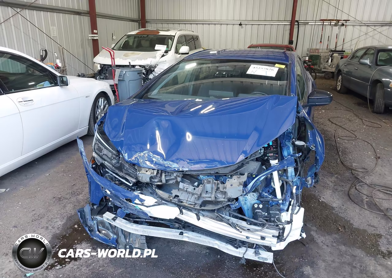 2024 Toyota Prius Le VIN:JTDACAAU4R3024901 - 6