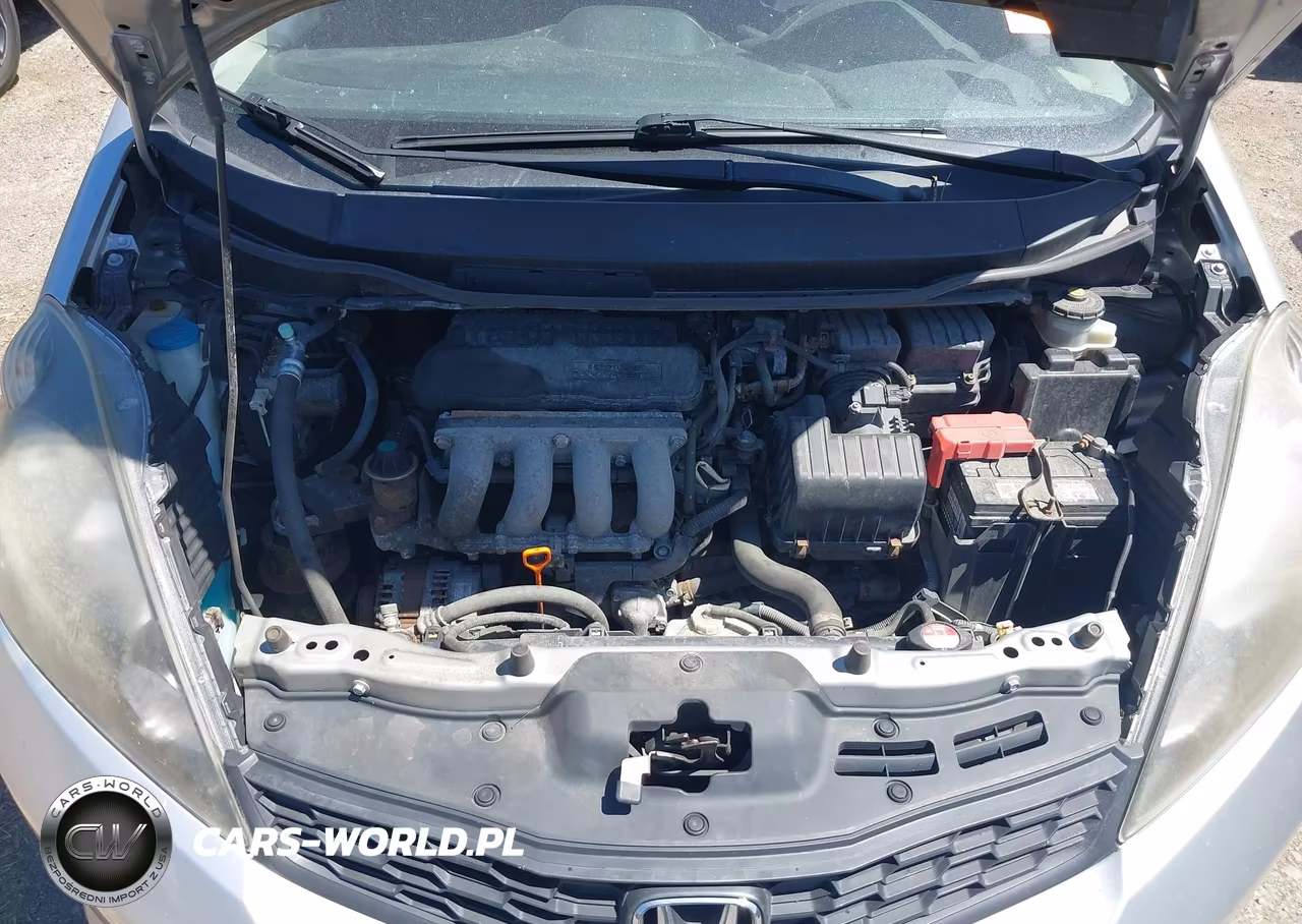 2013 Honda Fit Sport VIN:JHMGE8H5XDC029815 - 10
