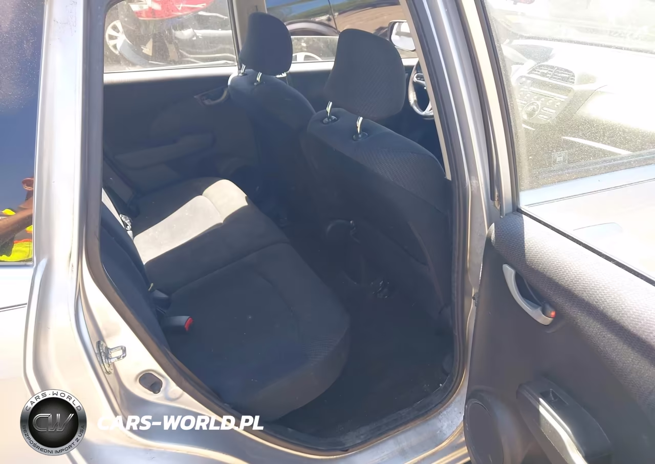 2013 Honda Fit Sport VIN:JHMGE8H5XDC029815 - 8