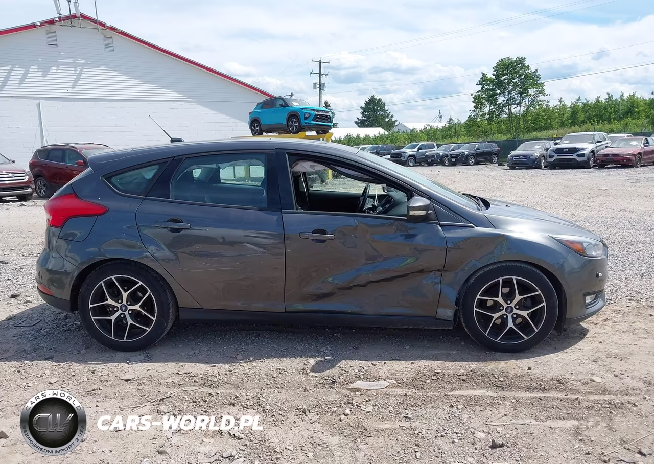2017 Ford Focus Sel VIN:1FADP3M29HL301263 - 13