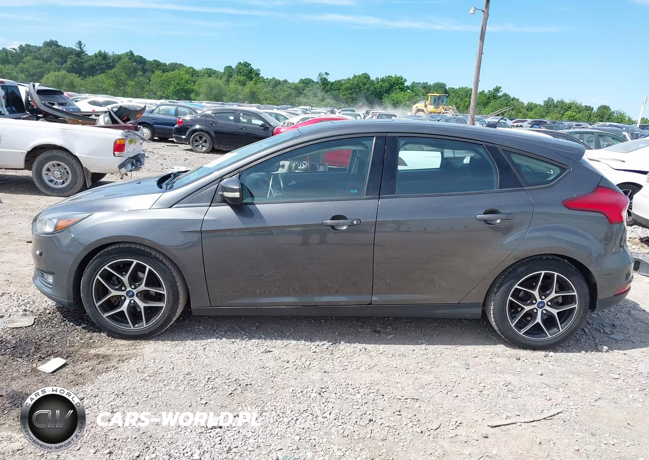 2017 Ford Focus Sel VIN:1FADP3M29HL301263 - 14