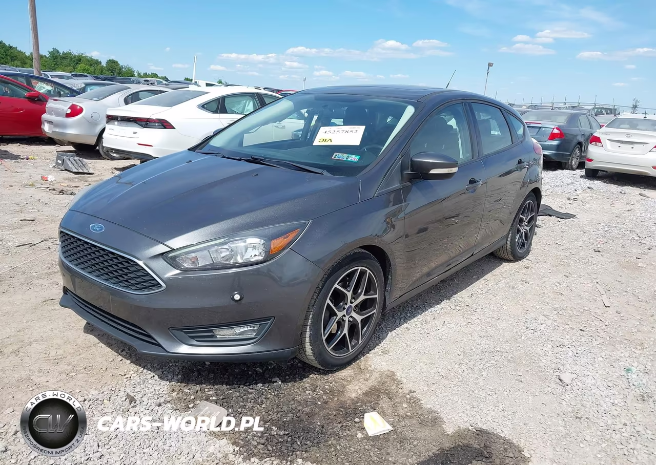 2017 Ford Focus Sel VIN:1FADP3M29HL301263 - 2
