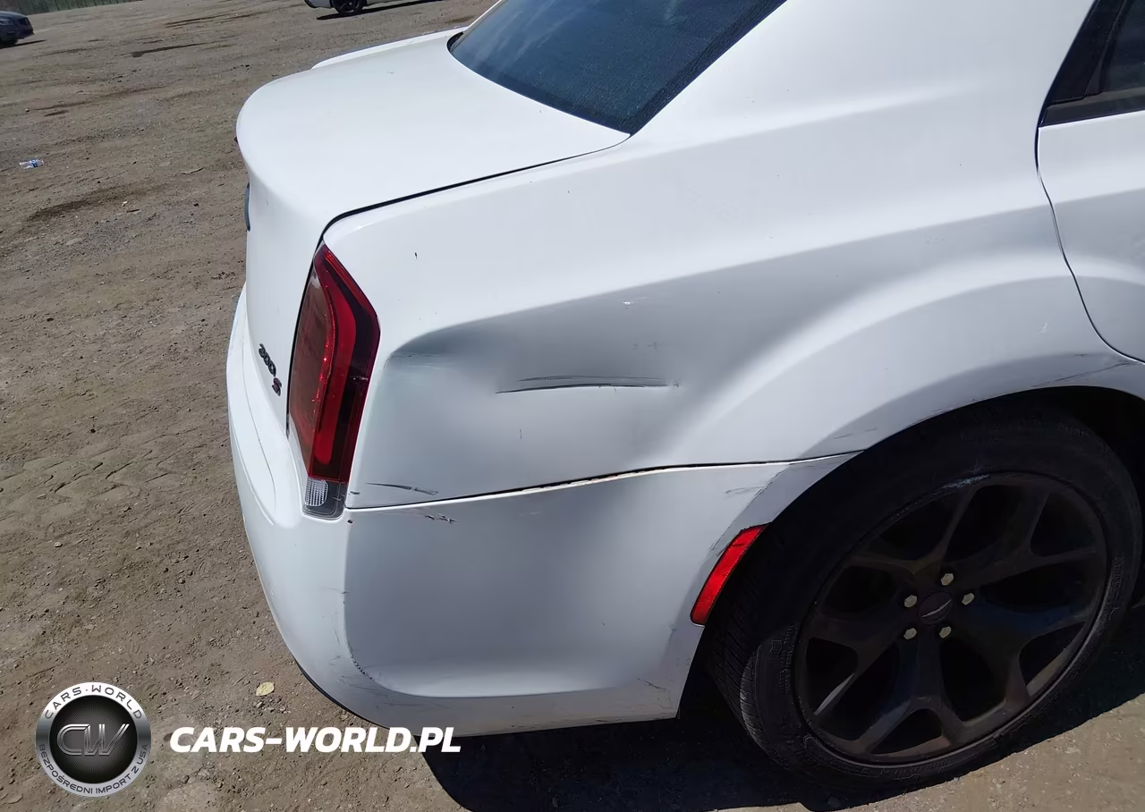 2022 Chrysler 300 S VIN:2C3CCABG8NH127204 - 19