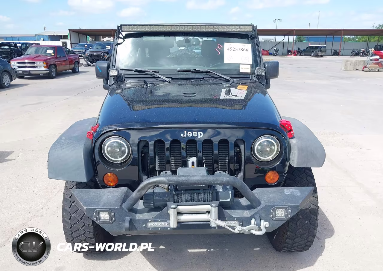 2013 Jeep Wrangler Unlimited Sport VIN:1C4BJWDG7DL660881 - 12
