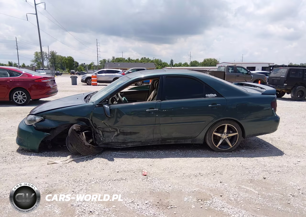 2005 Toyota Camry Le VIN:4T1BE32K85U070206 - 13
