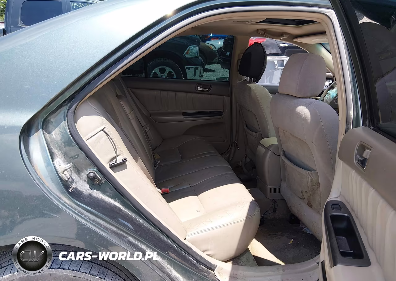 2005 Toyota Camry Le VIN:4T1BE32K85U070206 - 8