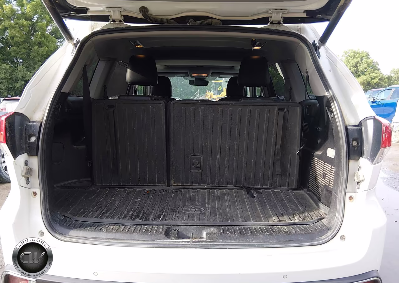 2018 Toyota Highlander Limited VIN:5TDDZRFH6JS495232 - 17