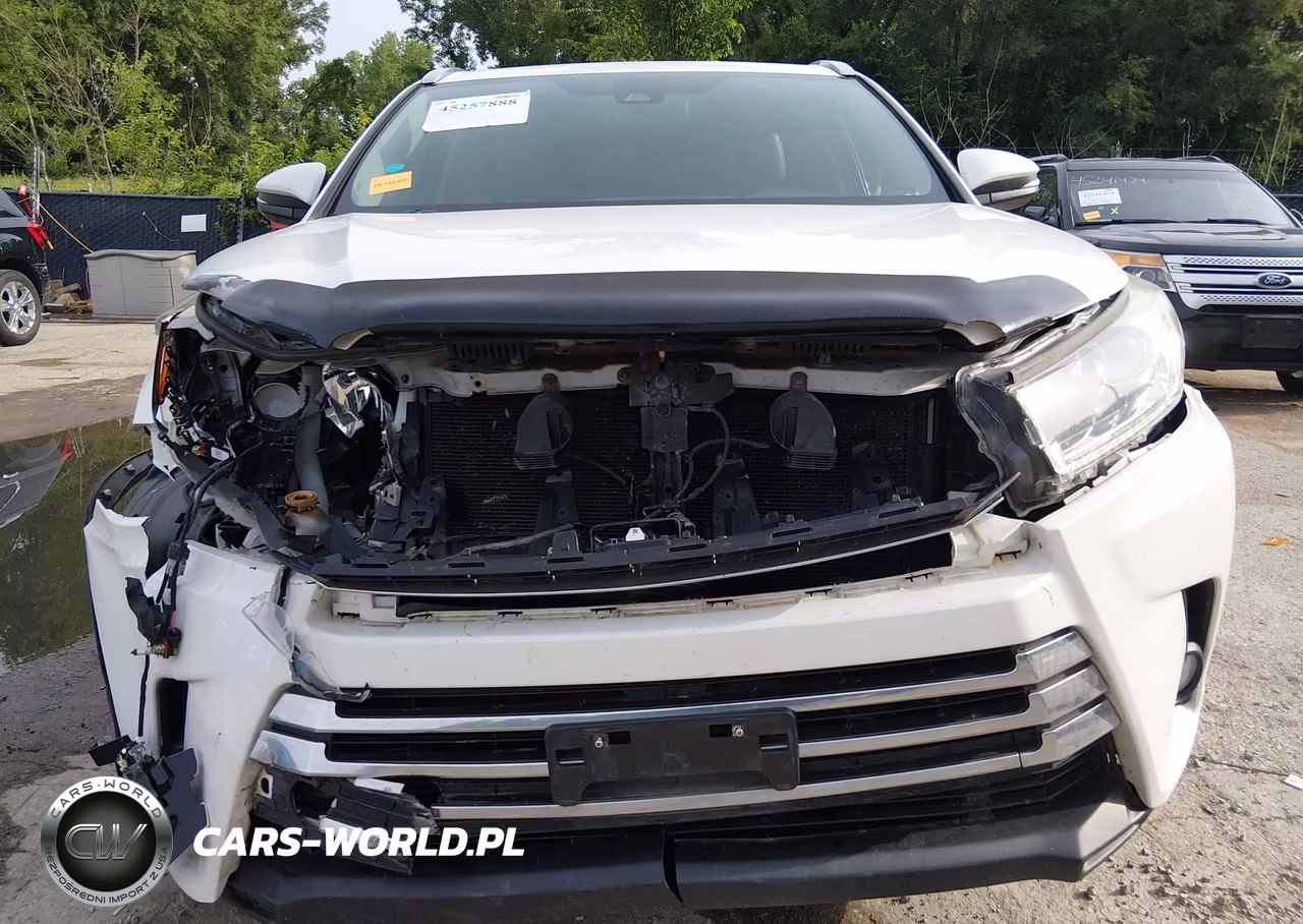 2018 Toyota Highlander Limited VIN:5TDDZRFH6JS495232 - 6