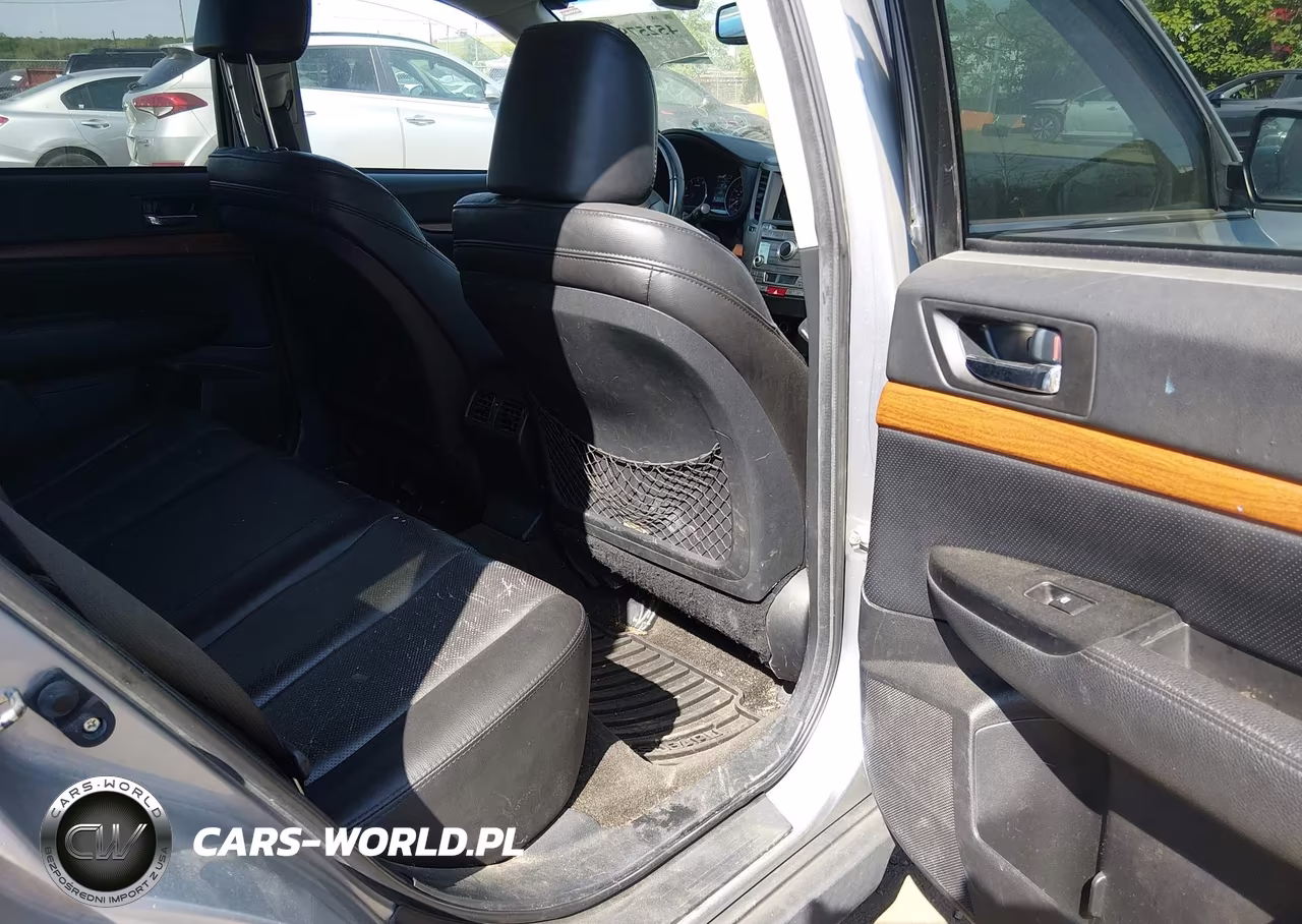 2013 Subaru Outback 2.5I Limited VIN:4S4BRBPCXD3242031 - 8