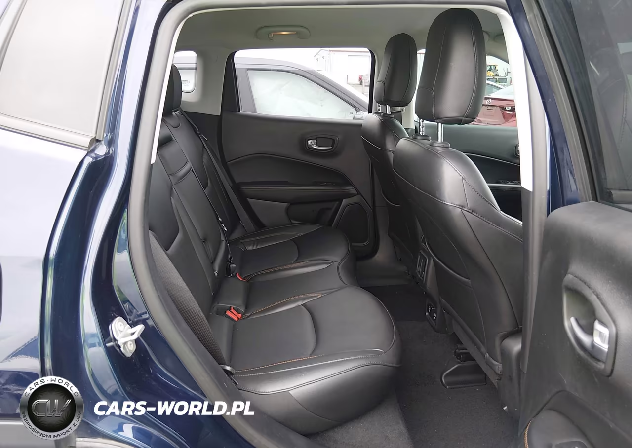 2019 Jeep Compass Limited 4X4 VIN:3C4NJDCB6KT599581 - 8